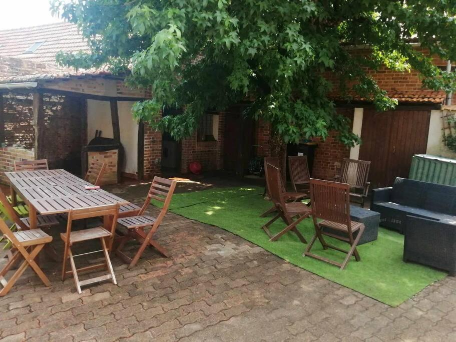 Grande Maison De Vacances Yvoy-le-Marron Zewnętrze zdjęcie